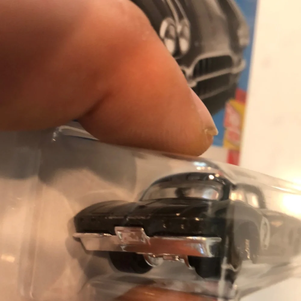 Hot Wheels '62 Corvette Die-Cast Car